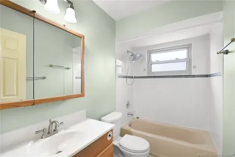 542 NW La Brea Avenue Port St Lucie FL 34983