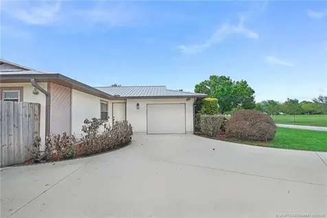 542 NW La Brea Avenue Port St Lucie FL 34983