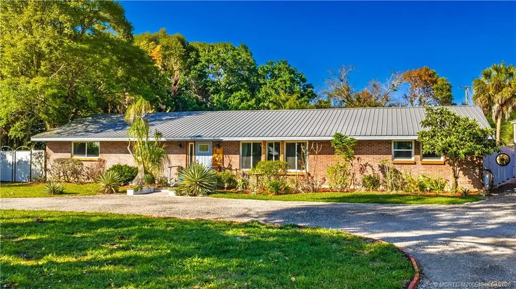 1776 NW Palmetto Court Stuart FL 34994