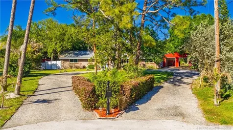 1776 NW Palmetto Court Stuart FL 34994