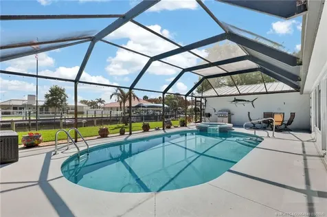 2004 5th Court SE Vero Beach FL 32962