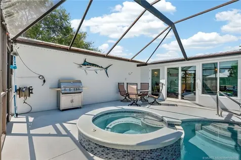2004 5th Court SE Vero Beach FL 32962