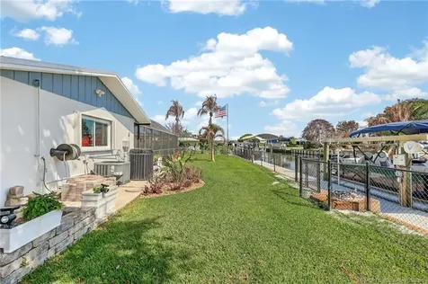 2004 5th Court SE Vero Beach FL 32962