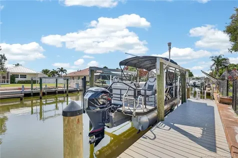 2004 5th Court SE Vero Beach FL 32962