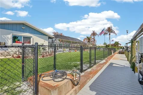 2004 5th Court SE Vero Beach FL 32962