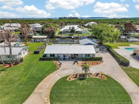 2004 5th Court SE Vero Beach FL 32962