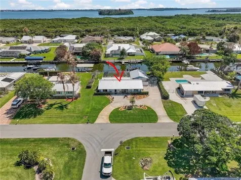 2004 5th Court SE Vero Beach FL 32962