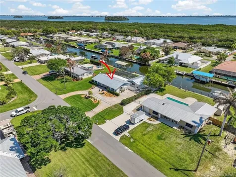 2004 5th Court SE Vero Beach FL 32962