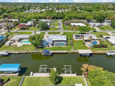 2004 5th Court SE Vero Beach FL 32962