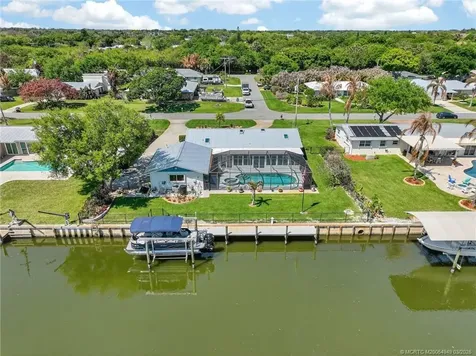 2004 5th Court SE Vero Beach FL 32962
