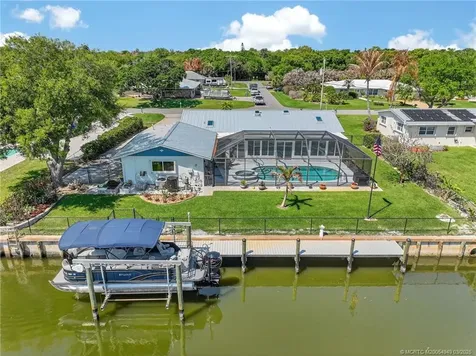 2004 5th Court SE Vero Beach FL 32962