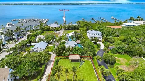 5237 NE Shore Village Terrace Stuart FL 34996
