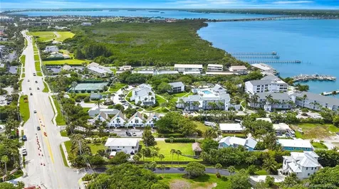 5237 NE Shore Village Terrace Stuart FL 34996