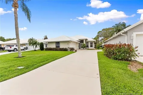 448 SW Fairway Landing Port St Lucie FL 34986
