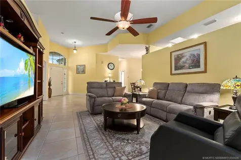 448 SW Fairway Landing Port St Lucie FL 34986