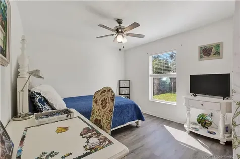 532 SE Ron Rico Terrace Port St Lucie FL 34983