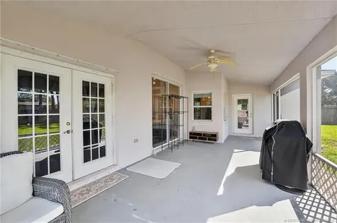 532 SE Ron Rico Terrace Port St Lucie FL 34983