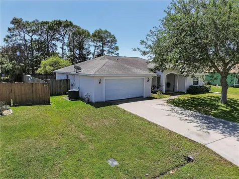 532 SE Ron Rico Terrace Port St Lucie FL 34983