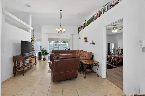 532 SE Ron Rico Terrace Port St Lucie FL 34983