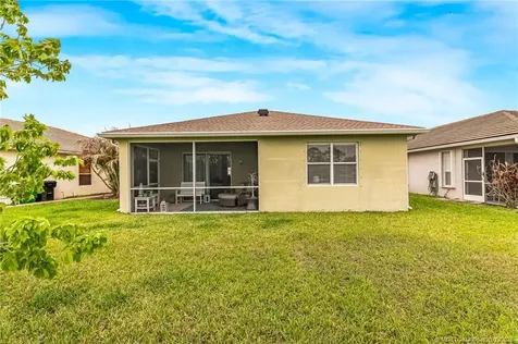9866 SW Eastbrook Circle Port St Lucie FL 34987