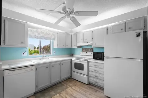 1560 NE 12th Terrace Jensen Beach FL 34957