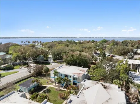 1560 NE 12th Terrace Jensen Beach FL 34957