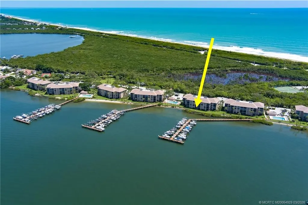 4620 NE Sandpebble Trace Stuart FL 34996