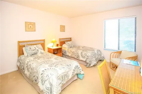 4620 NE Sandpebble Trace Stuart FL 34996