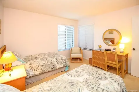4620 NE Sandpebble Trace Stuart FL 34996