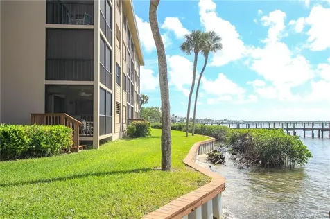 4620 NE Sandpebble Trace Stuart FL 34996