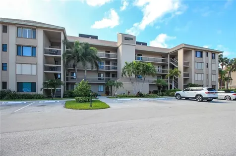 4620 NE Sandpebble Trace Stuart FL 34996