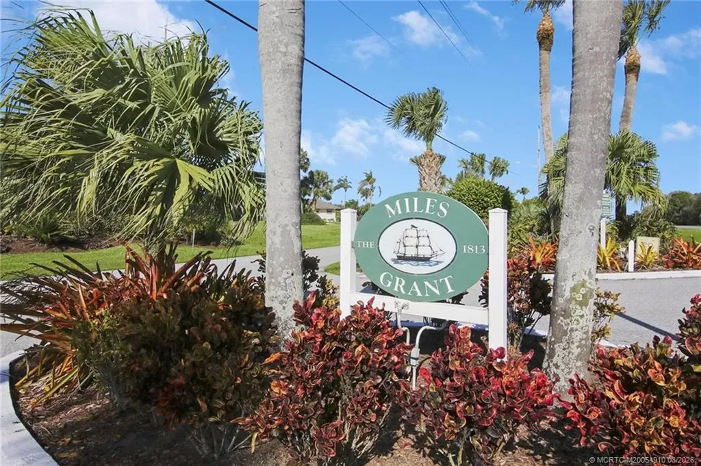 5323 SE Miles Grant Road Stuart FL 34997