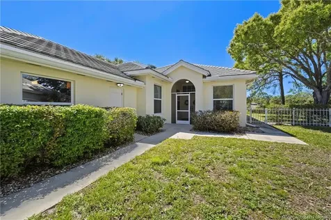 7628 SE Autumn Lane Hobe Sound FL 33455