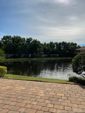 566 SW Glen Crest Way Stuart FL 34997