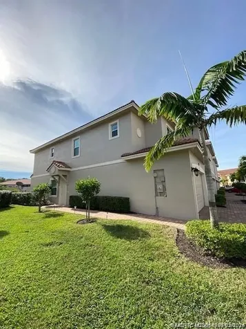 566 SW Glen Crest Way Stuart FL 34997