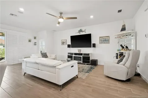 4520 NW Exchange Avenue Jensen Beach FL 34957