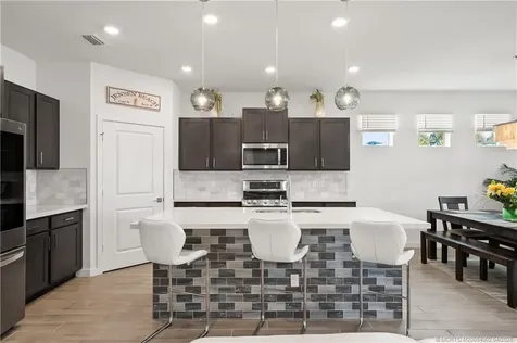 4520 NW Exchange Avenue Jensen Beach FL 34957