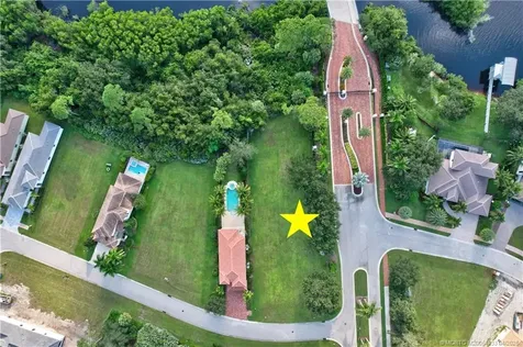 103 SE Via Bisento Port St Lucie FL 34952