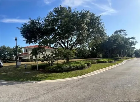 103 SE Via Bisento Port St Lucie FL 34952