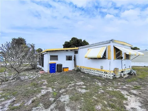2465 SE Penny Lane Stuart FL 34994