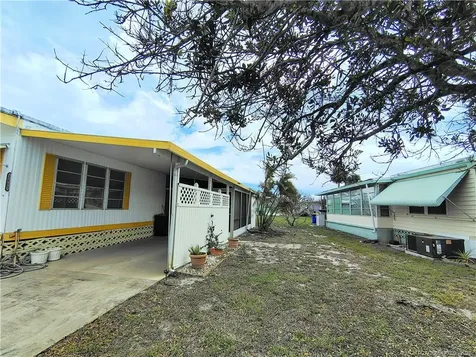 2465 SE Penny Lane Stuart FL 34994