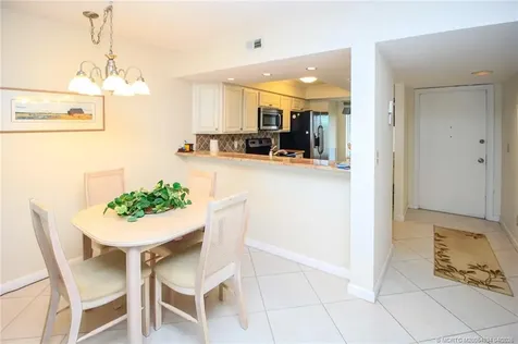4680 NE Sandpebble Trace Stuart FL 34996
