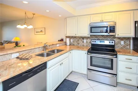 4680 NE Sandpebble Trace Stuart FL 34996