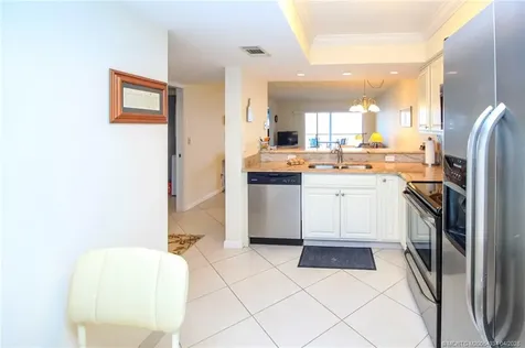 4680 NE Sandpebble Trace Stuart FL 34996