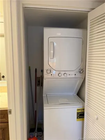 4680 NE Sandpebble Trace Stuart FL 34996