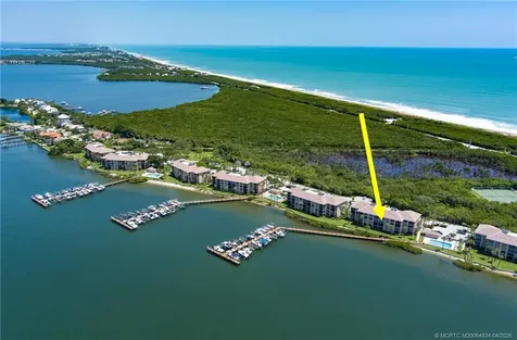 4680 NE Sandpebble Trace Stuart FL 34996
