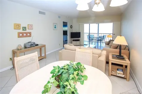 4680 NE Sandpebble Trace Stuart FL 34996