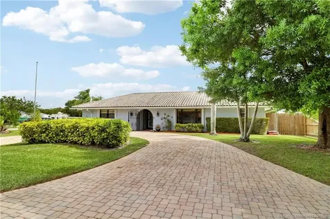 4379 SE Tall Pines Avenue Stuart FL 34997
