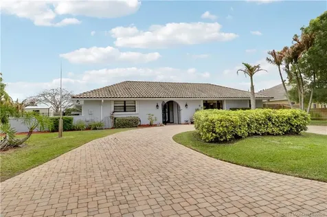 4379 SE Tall Pines Avenue Stuart FL 34997