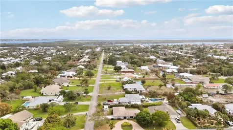 4379 SE Tall Pines Avenue Stuart FL 34997